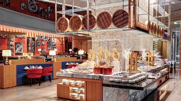 Nhà hàng Riviera tại khách sạn Pullman Vũng Tàu là một lựa chọn hoàn hảo cho những thực khách yêu thích không gian sang trọng