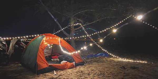 Cắm trại ở Hồ Tràm buổi tối