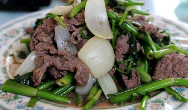 Thịt trâu Quốc Bảo là cái tên quen thuộc được du khách lựa chọn khi nhắc đến quán ăn ngon ở Vũng Tàu.