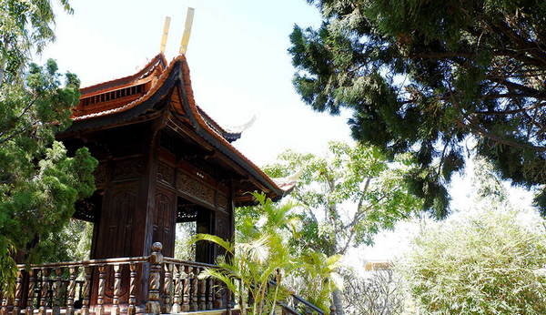 Thiền viện Chơn Không Vũng Tàu còn níu giữ khách du lịch bằng những bức ảnh với góc chụp đẹp