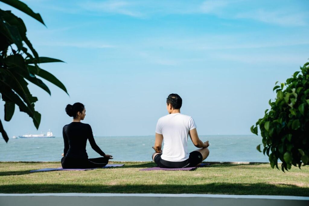 Trải nghiệm Yoga tại đây cũng giúp du khách duy trì lịch trình tập luyện và giữ gìn sức khỏe trong suốt kỳ nghỉ của mình