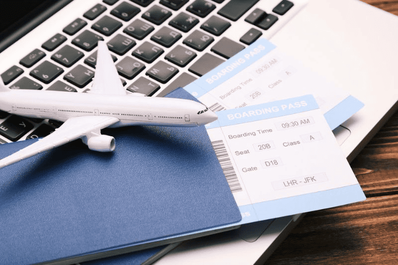 Đặt vé quá sát ngày bay